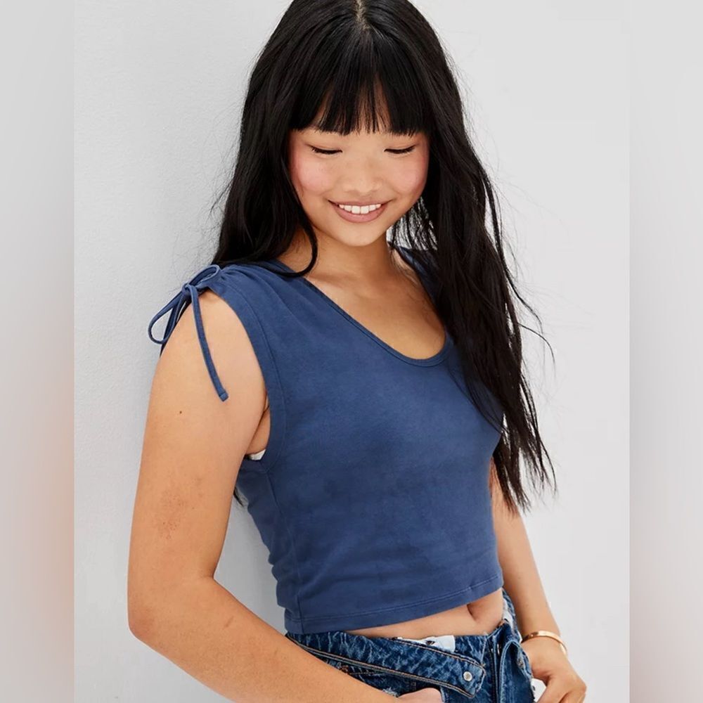 American Eagle Cinch Shoulder Tee Blue M
